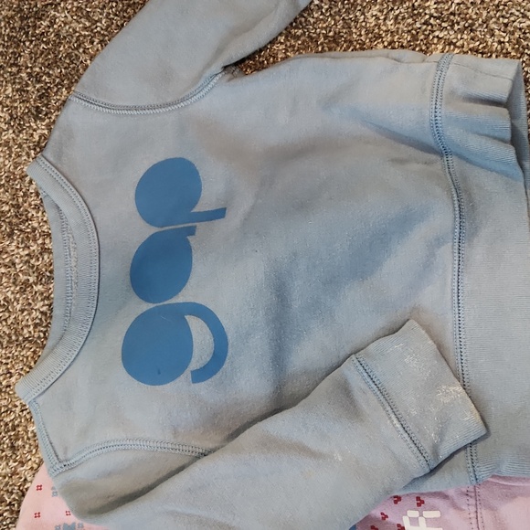 2T Sweatshirt Bundle - Picture 4 of 6